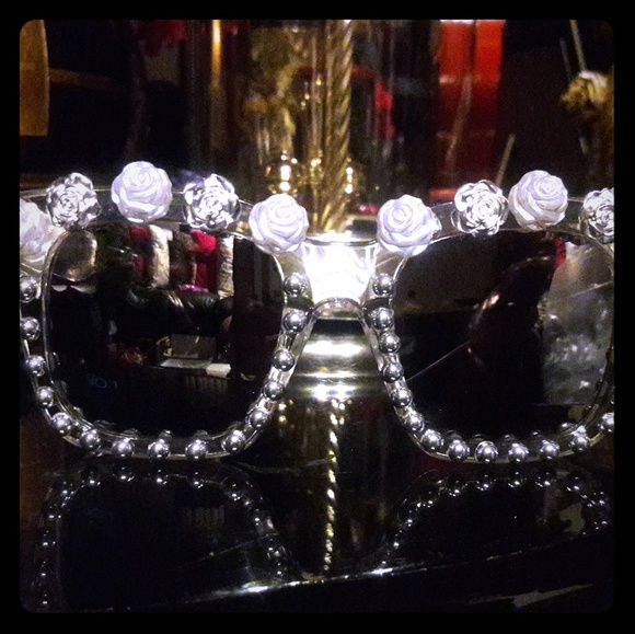 Desire Eyewear Collection Accessories - "DIVA" Designer Sunglasses